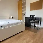 Charmante Maison 3 Avec Terrasse Prázdninový dům Tourcoing